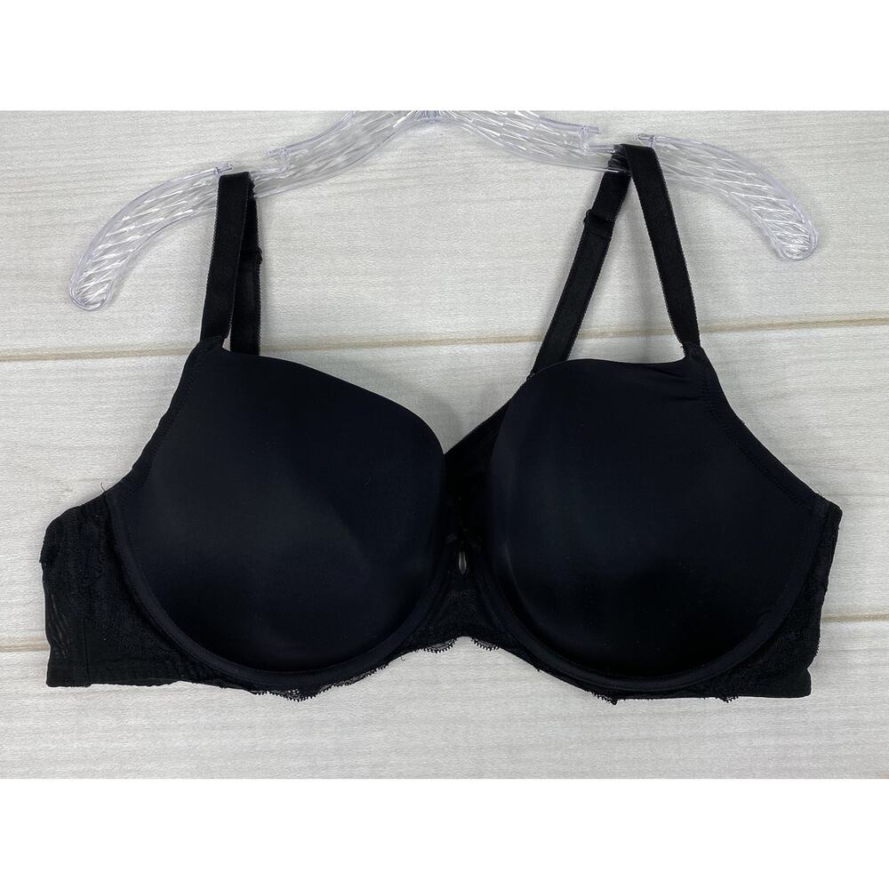 Torrid Sexy T Shirt Bra Size 46B Black Underwire Lace Bow Lightly Padded